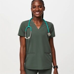 Figs scrub set in Moss